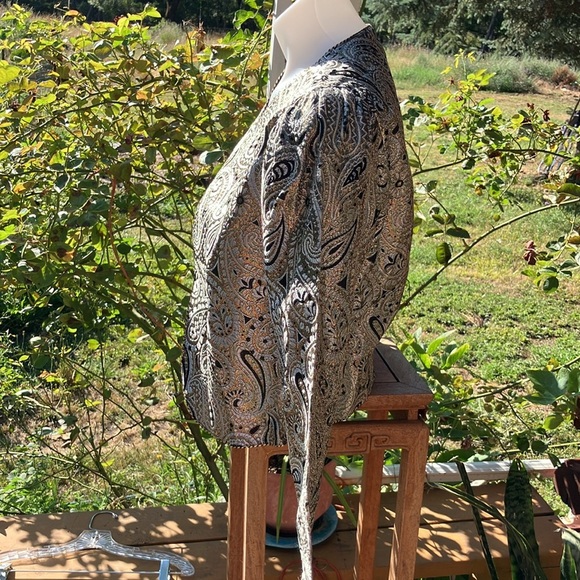 John’s Girl jacquard bolero with puffy sleeves silver & gold threads metallic M - Picture 6 of 9